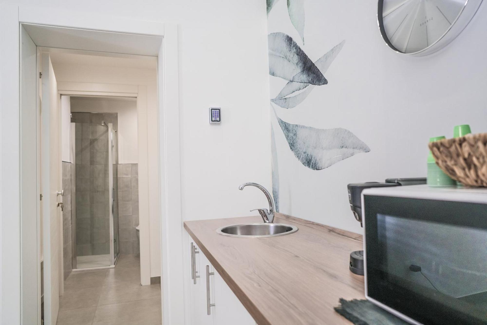 Casa Azzurra Rooms E Apartment แตร์ราซีนี ภายนอก รูปภาพ