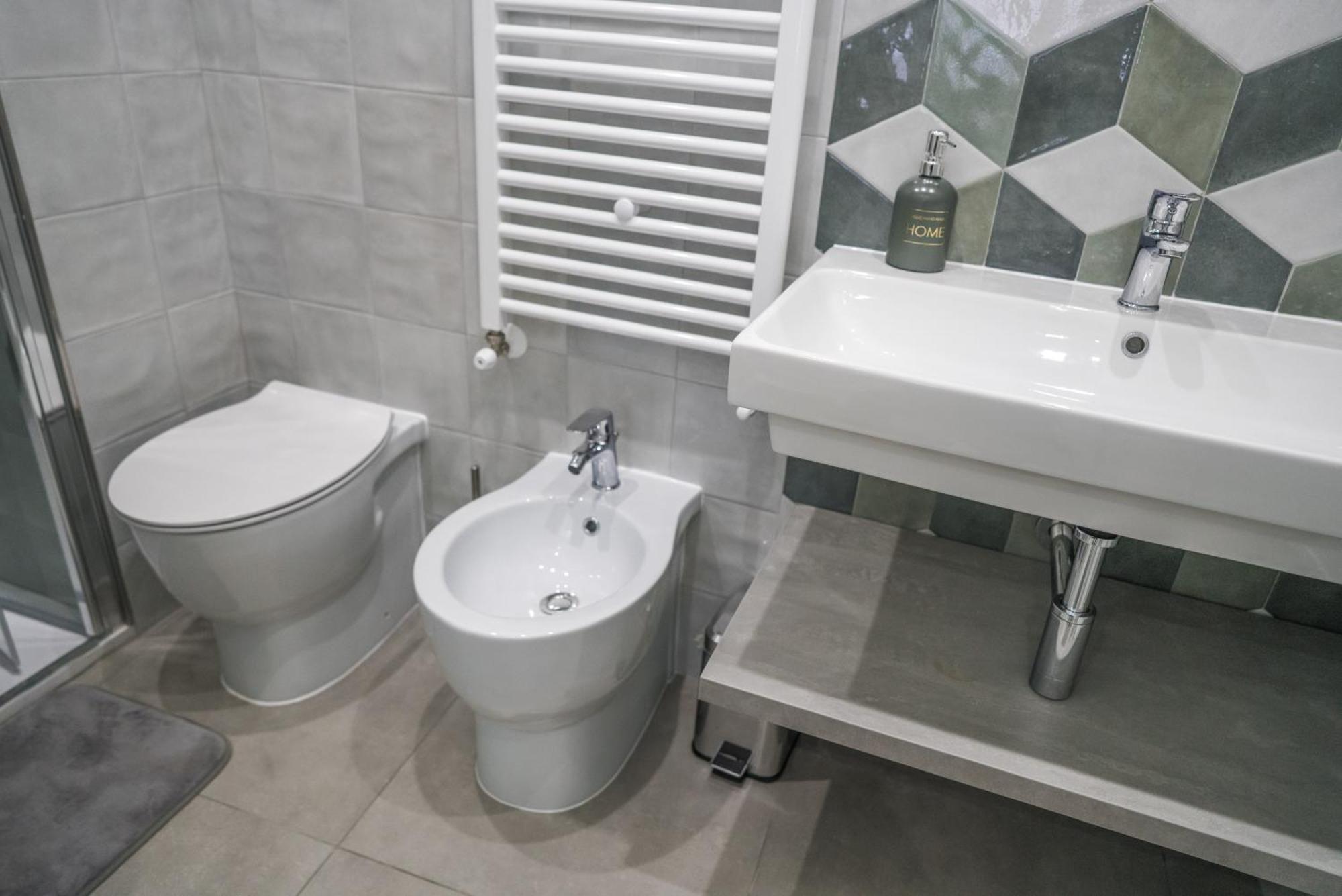 Casa Azzurra Rooms E Apartment แตร์ราซีนี ภายนอก รูปภาพ