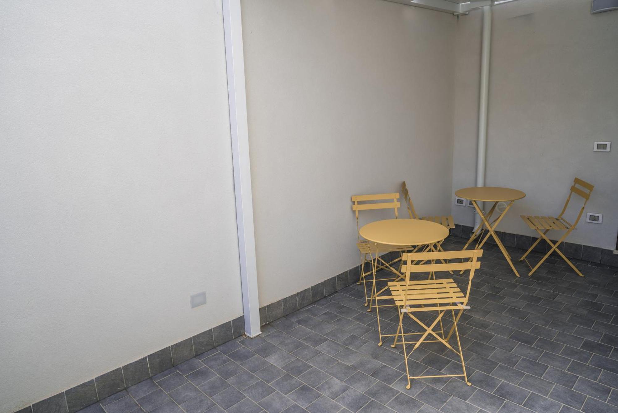 Casa Azzurra Rooms E Apartment แตร์ราซีนี ภายนอก รูปภาพ